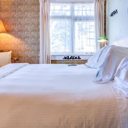 The Jabberwock Bed & Breakfast มอนเทอร์เรย์ ห้อง รูปภาพ