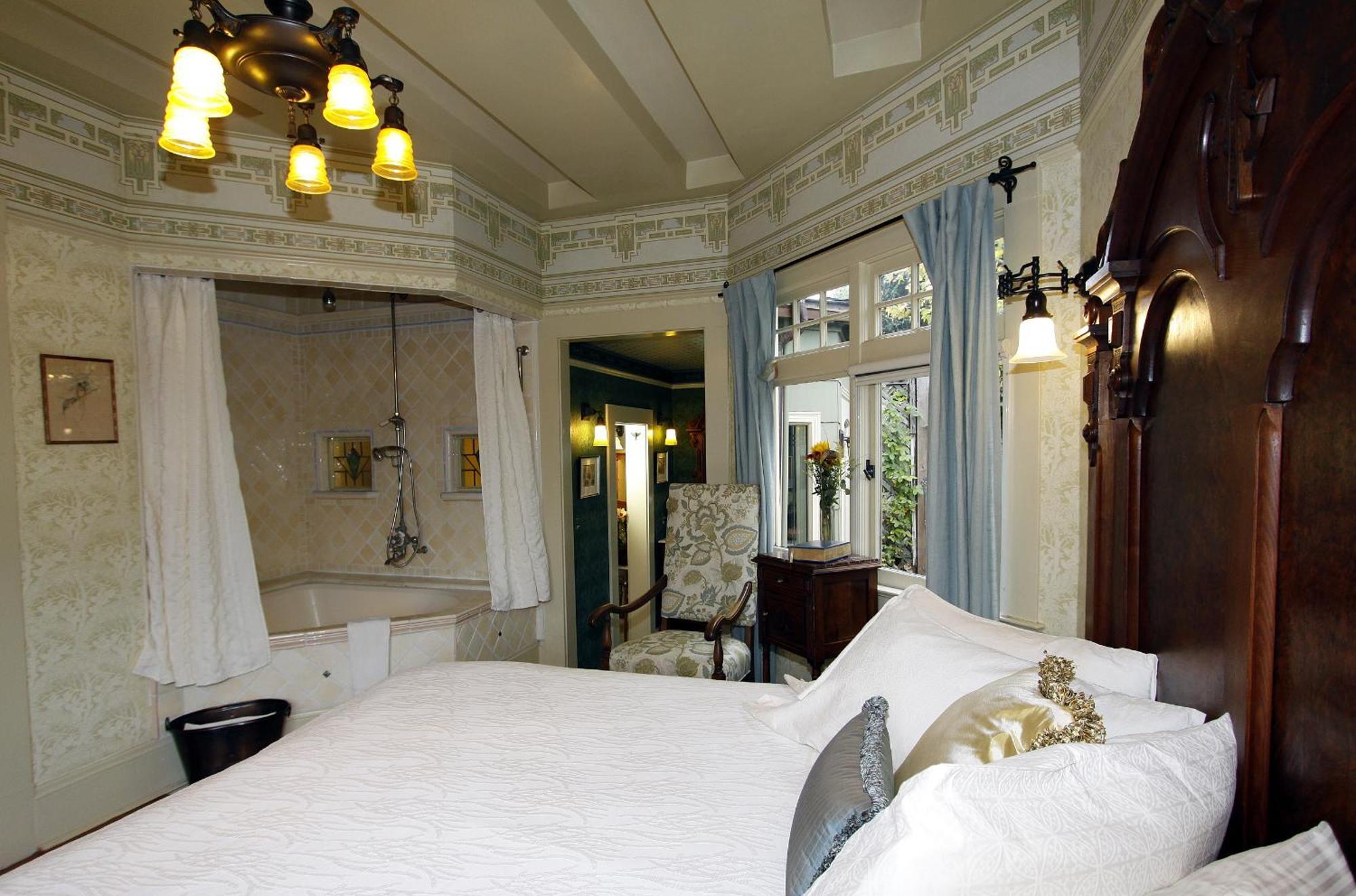 The Jabberwock Bed & Breakfast มอนเทอร์เรย์ ห้อง รูปภาพ